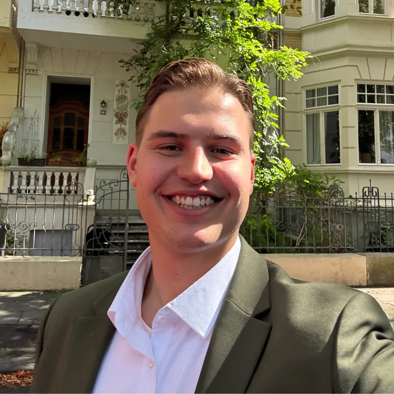 Jesper Schmidt – Gründer & Geschäftsführer